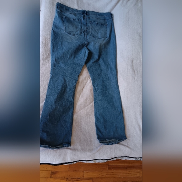 Womens Distressed Denim Jeans 18 - Picture 2 of 3